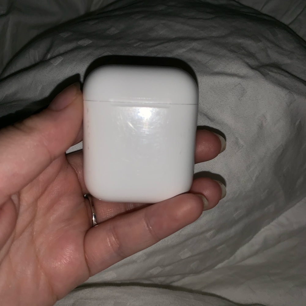 apple airpods